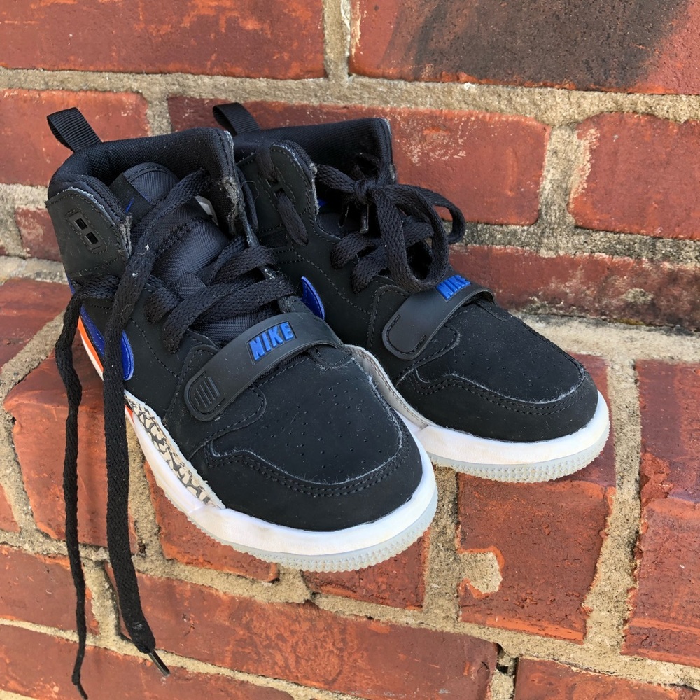 Little boys size 12c Nike’s